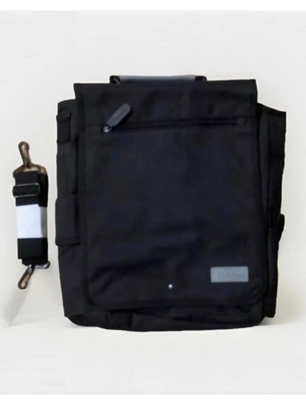 Bella Russo Men’s Black Messenger Bag – Lightweight Urban Carry